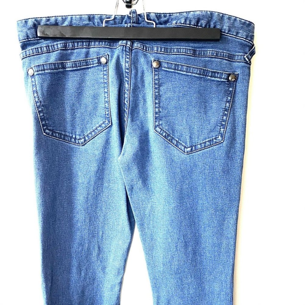 Free People| Dark Wash Skinny Stretch Jean Size 28 - Picture 5 of 7